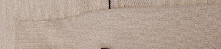 JOHNSTONS QUARTER ZIP SWEATER