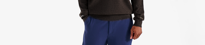 JOHNSTONS CASHMERE CREWNECK SWEATER