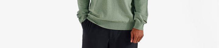 JOHNSTONS CASHMERE CREWNECK SWEATER