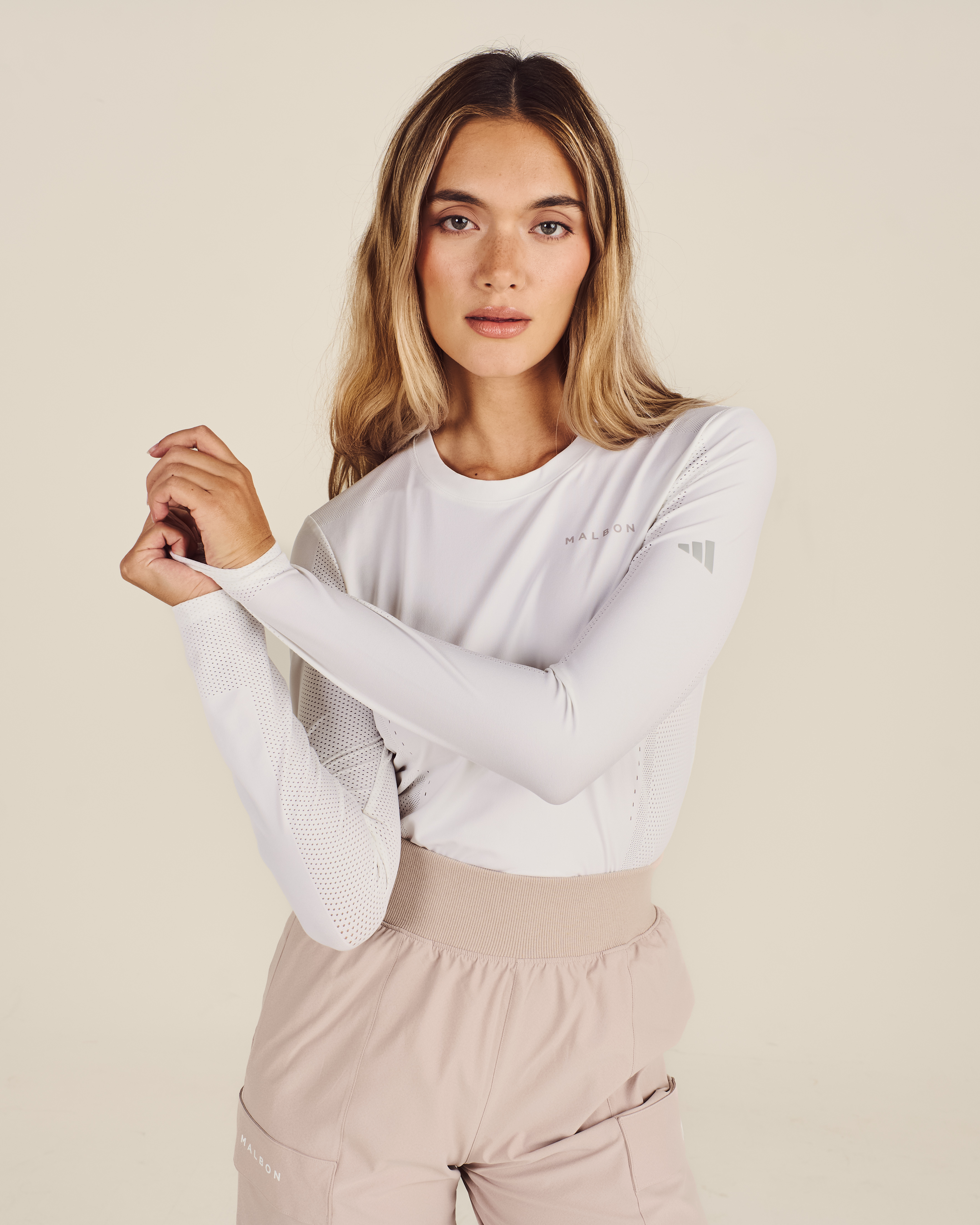 Malbon レディーストップス 3色展開✨ホワイト／ミント／ベージュ ☘️美品 ADIDAS ULTIMATE365 TOUR ENGINEERED LONG SLEEVE SLIM TOP – Malbon Golf