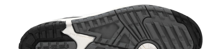 NEW BALANCE 550 GOLF SHOE