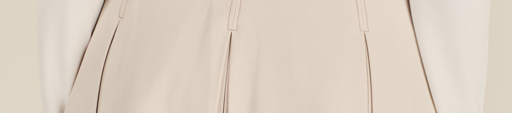 PRESERVE STITCH POINT PLEATED SKIRT