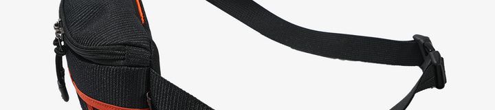 STUDIO SEOUL TOUR DIVOT HIP SACK