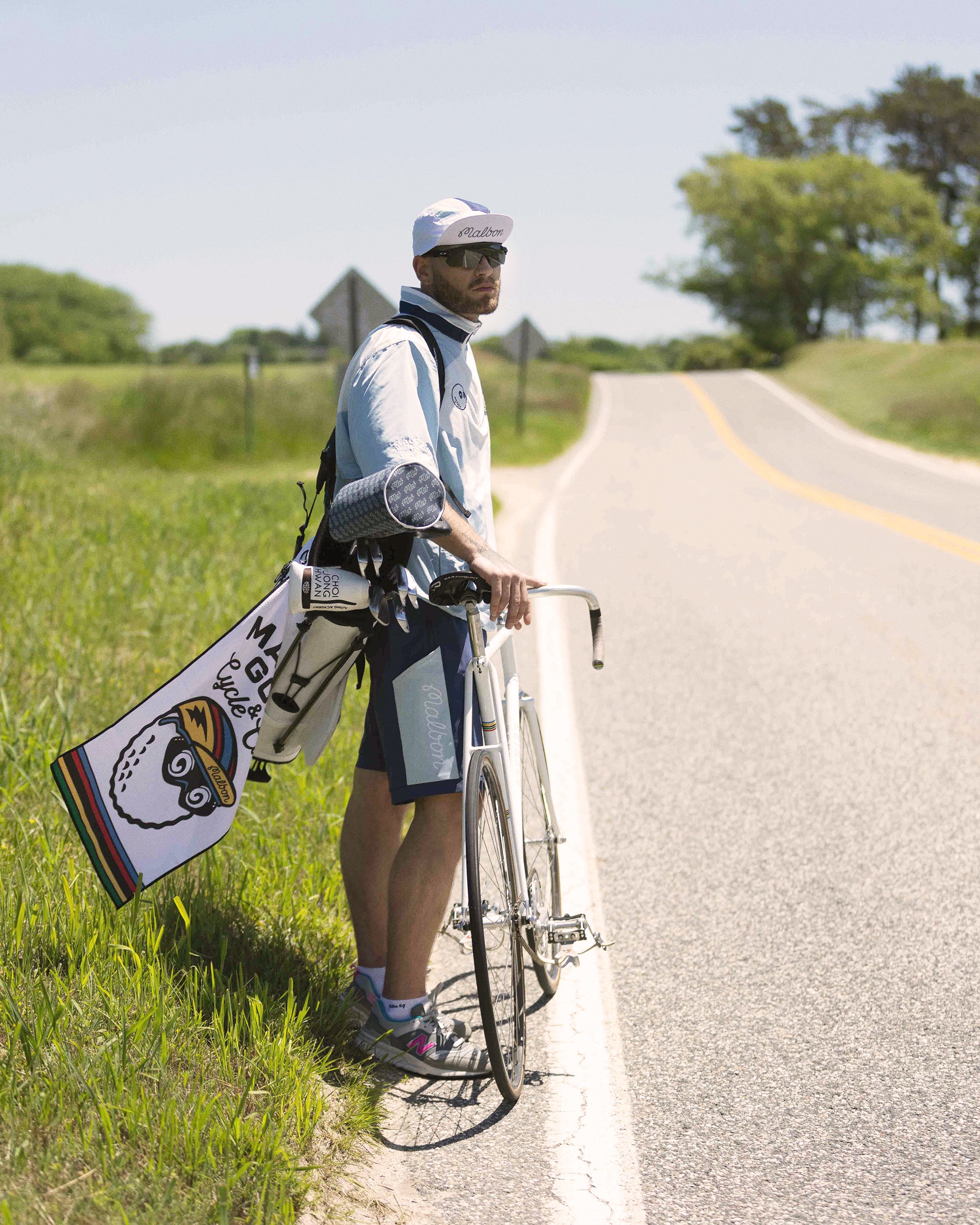★24SS 入手困難★MALBON GOLF & CYCLE RIDE IN LS TEE Malbon - Golf & Cycle Ride LS Tee White - Kalifornia Jean