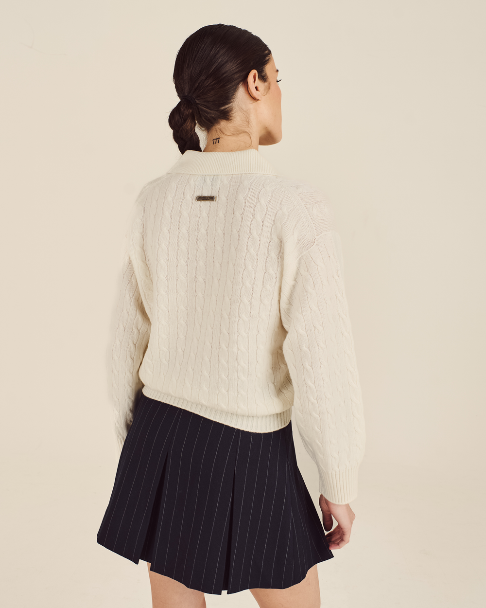 JOHNSTONS CROPPED CABLEKNIT SWEATER