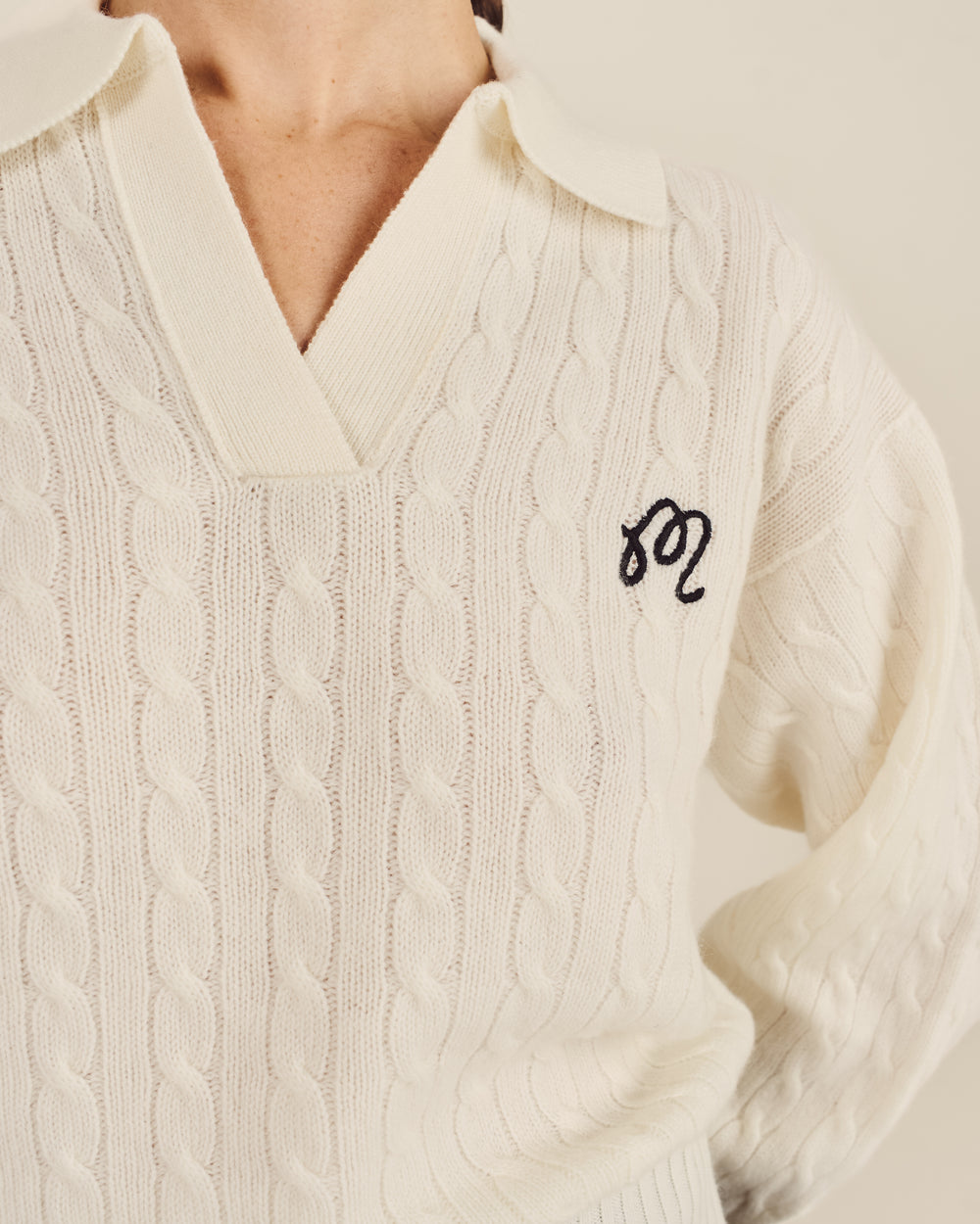 JOHNSTONS CROPPED CABLEKNIT SWEATER