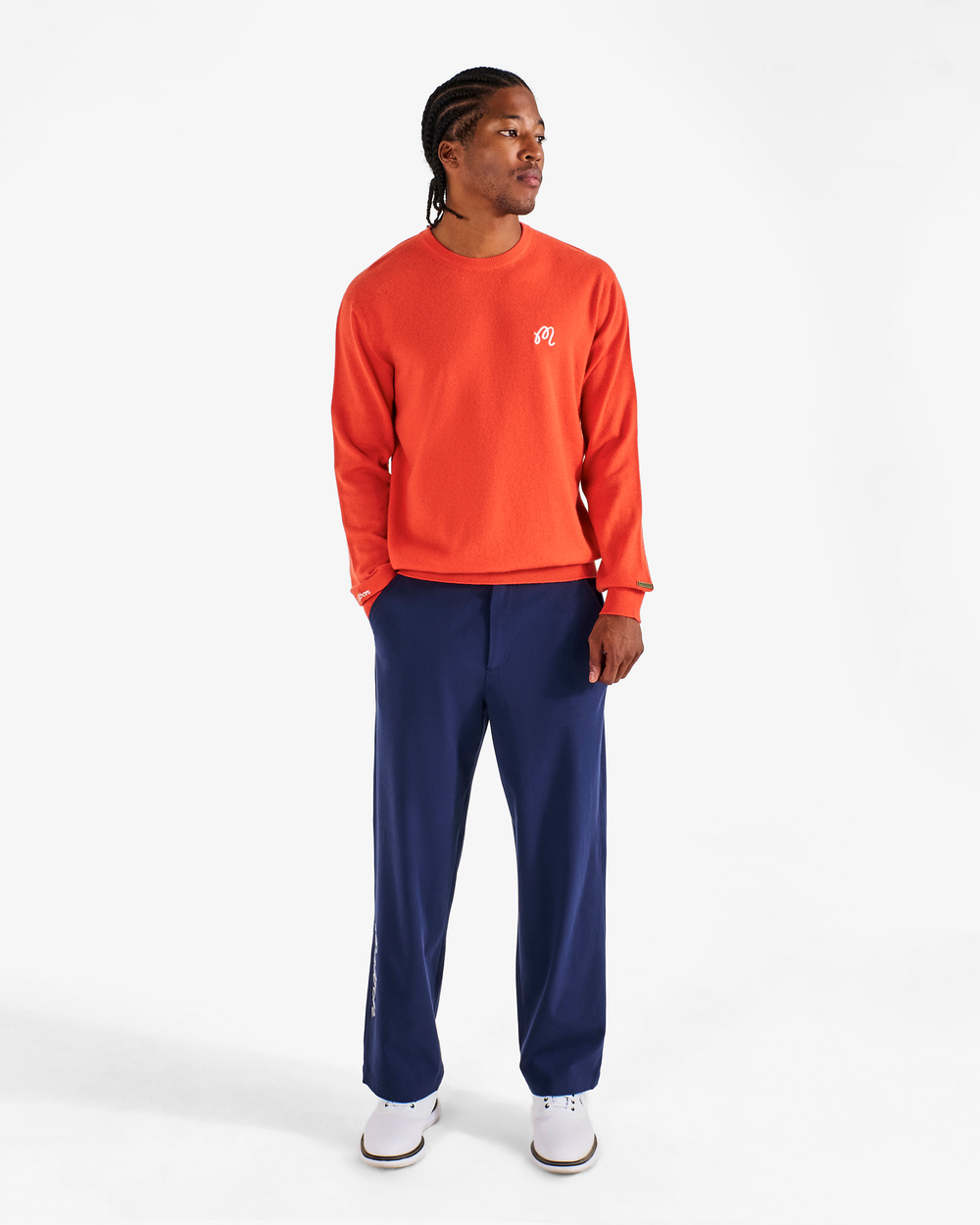 JOHNSTONS CASHMERE CREWNECK SWEATER