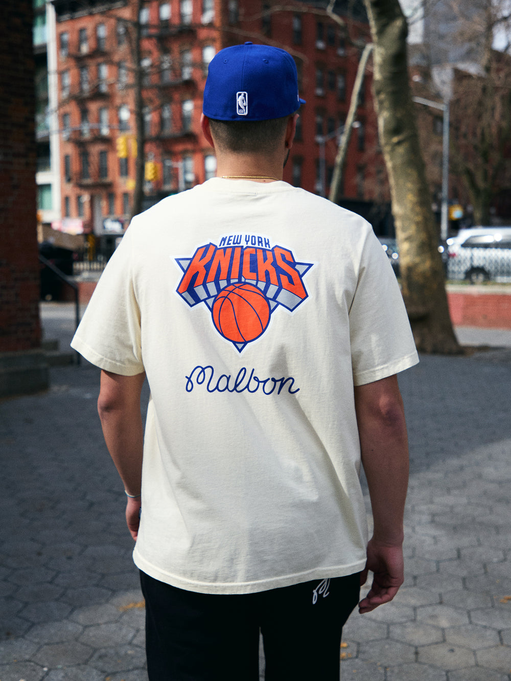 KNICKS BERMUDA COURTSIDE TEE