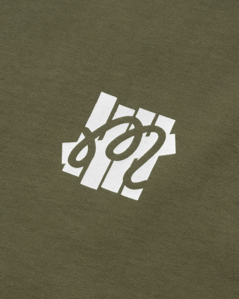 MALBON X UNDEFEATED HUNTER BUCKETS T-SHIRT