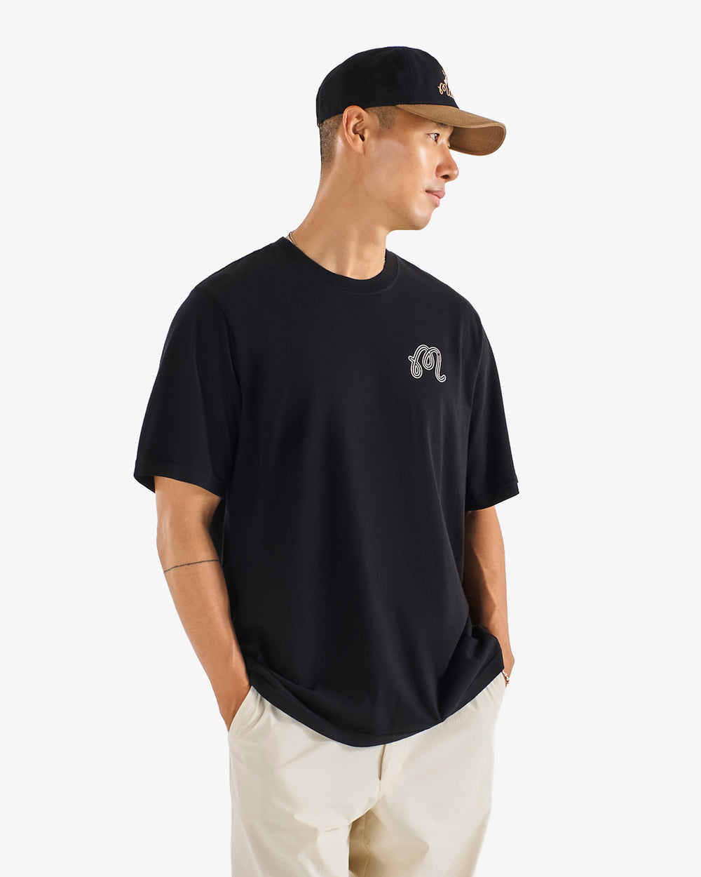 BERMUDA HAWK & DOVE TEE