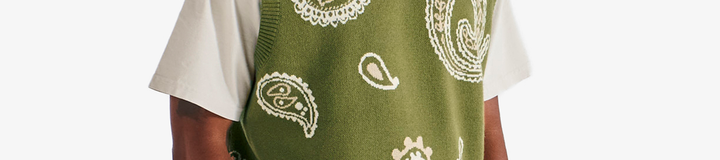 PAISLEY SWEATER VEST