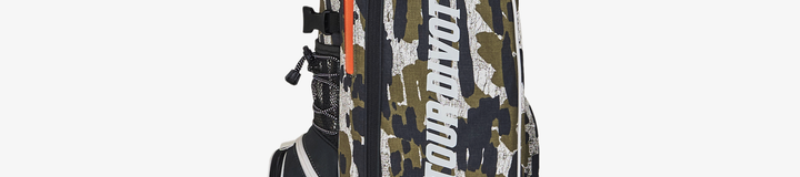 TOUR DIVOT CAMO WALKING BAG