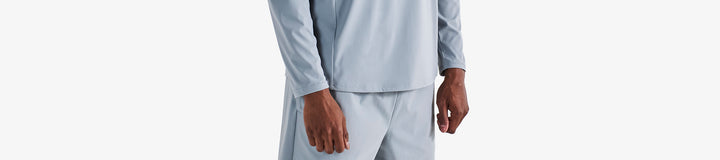 PERFORMANCE RAGLAN QUARTER ZIP