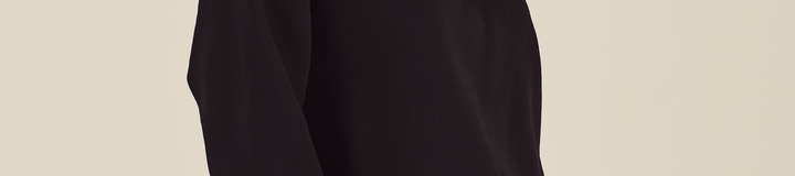 DELILAH SWEATSHIRT