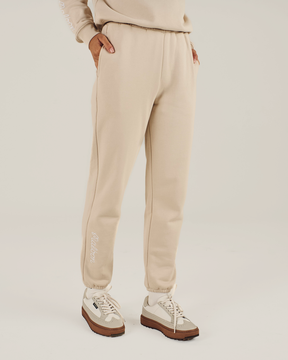 DELILAH SWEATPANT