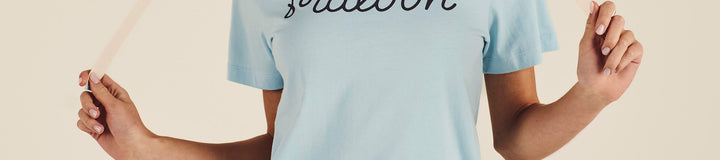 COSETTE SCRIPT TEE