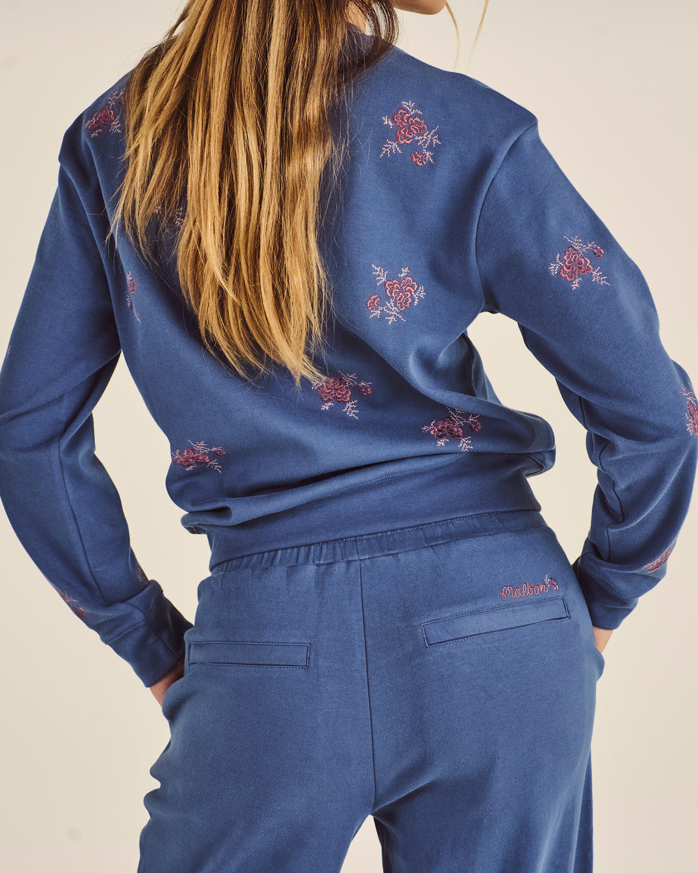 ADELINE EMBROIDERED CREWNECK