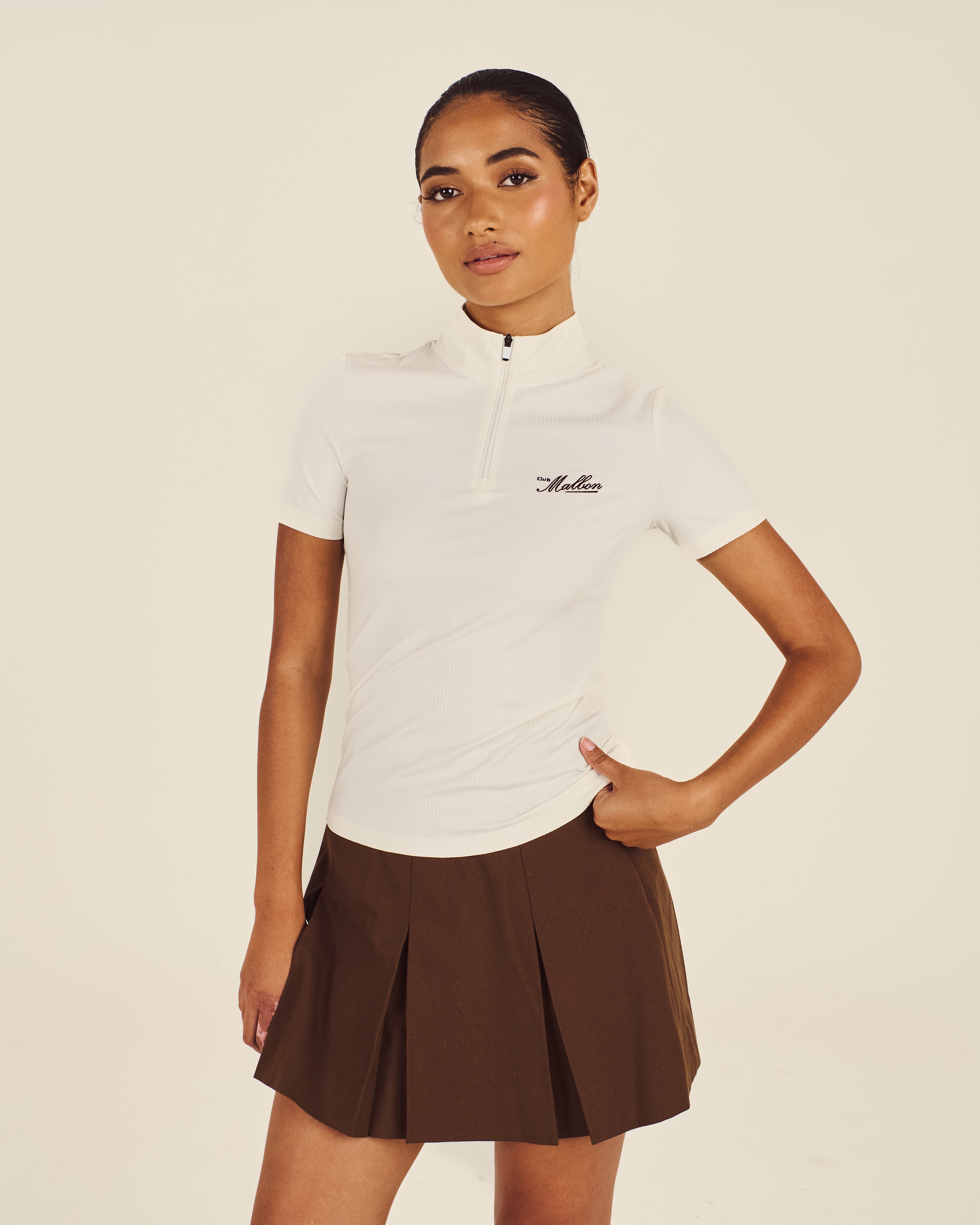 ISABELLA MOCKNECK