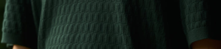 CREST KNIT POLO